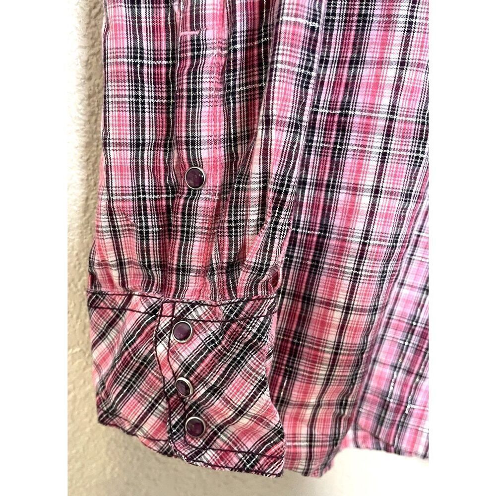 ARIAT Size M Pearl Snap Button Shirt Fitted Pink Plaid Embroidered Womens Silver - Picture 3 of 10